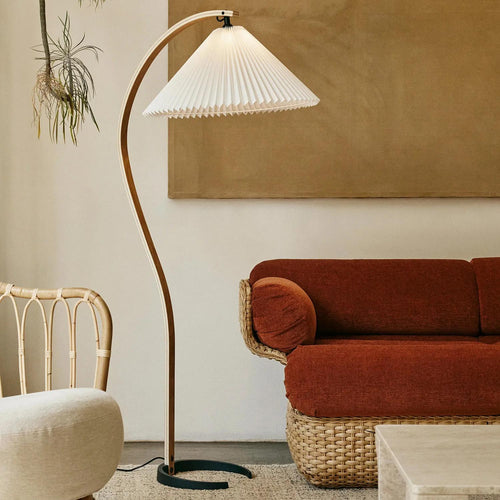 FLOOR LAMPS
