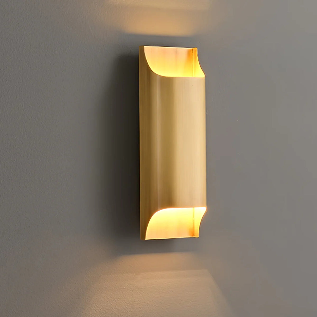 Leclerc form messing lampe