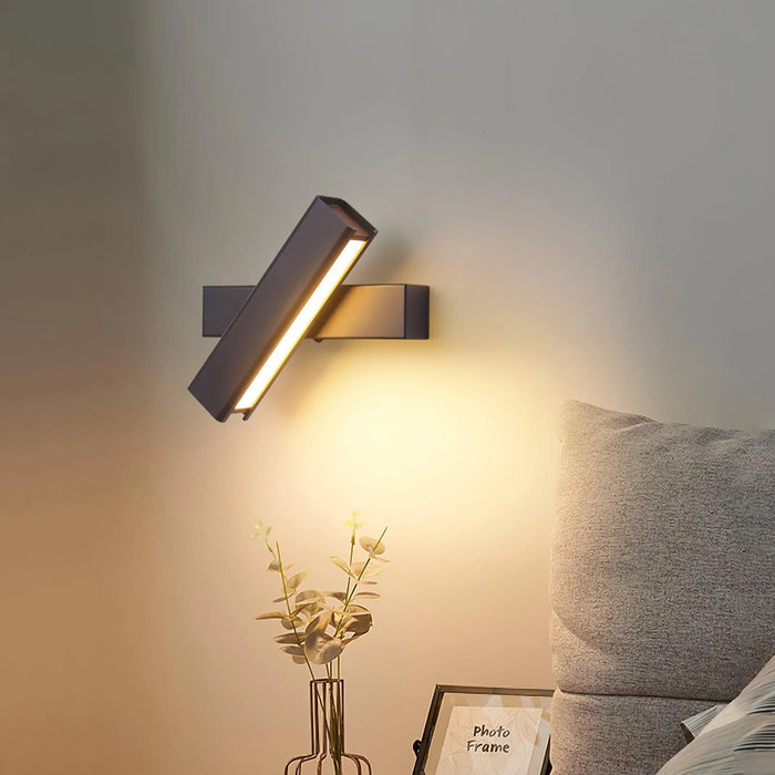 Moderne roterende LED -væglampe