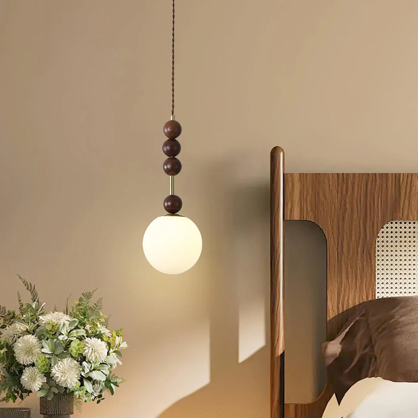 Lampe à suspension ronde classique en bois et verre
