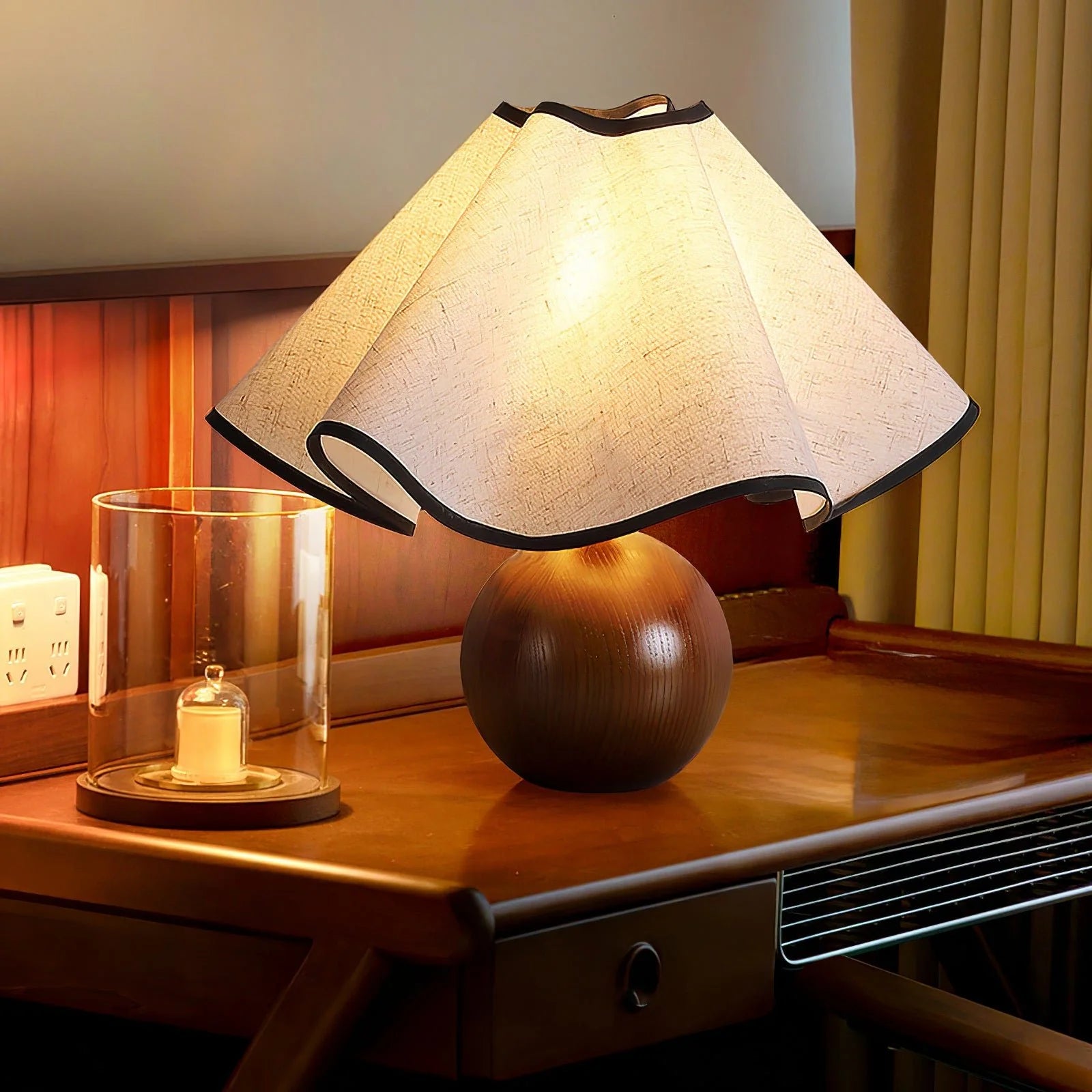 Lampe de table classique en tissu cloche