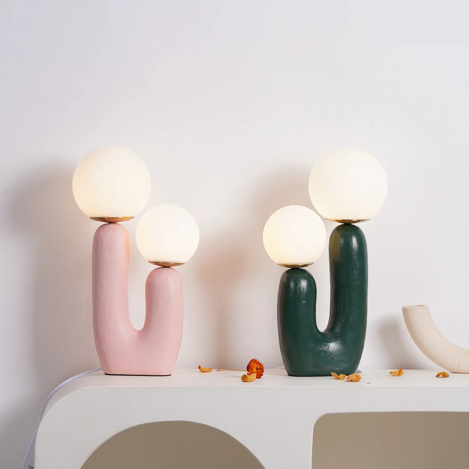 Lampe de table en verre à sphère tendance Cactus