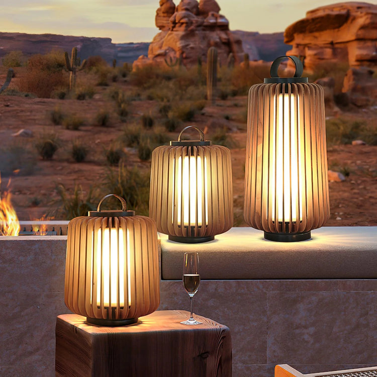 Modern Ribbed Acrylic Table Lamp