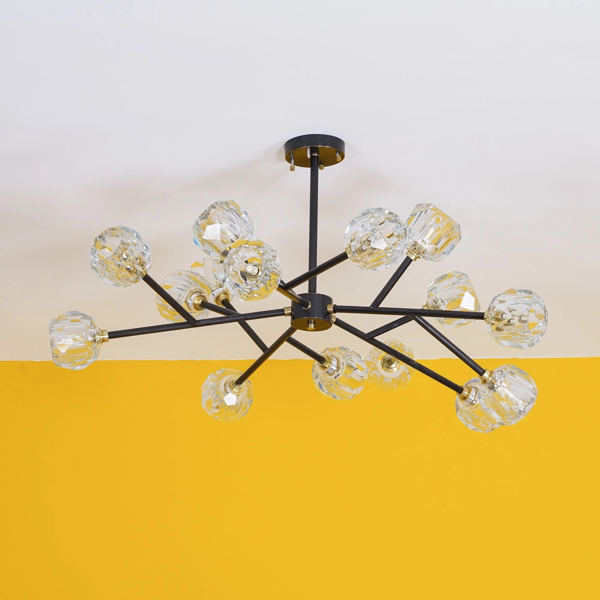 Lampadario a cascata con sfera di vetro