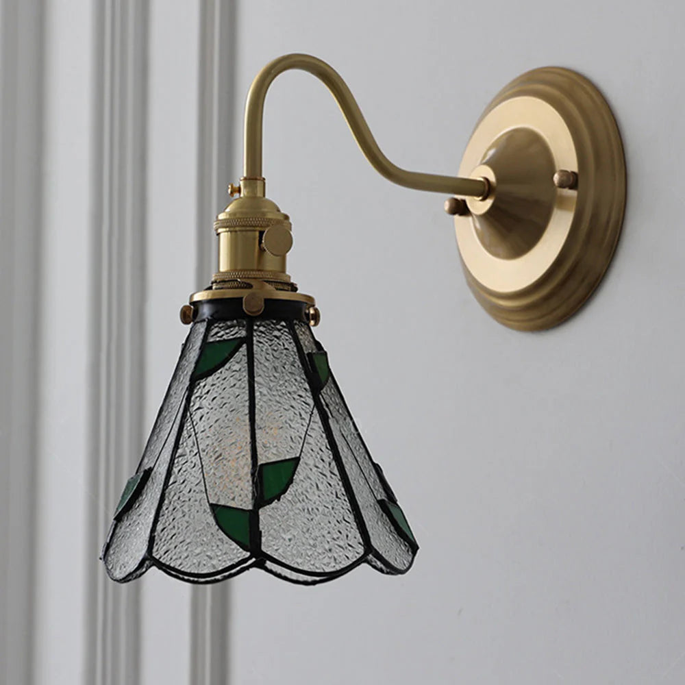 Lampada da parete Tiffany in stile Art Nouveau