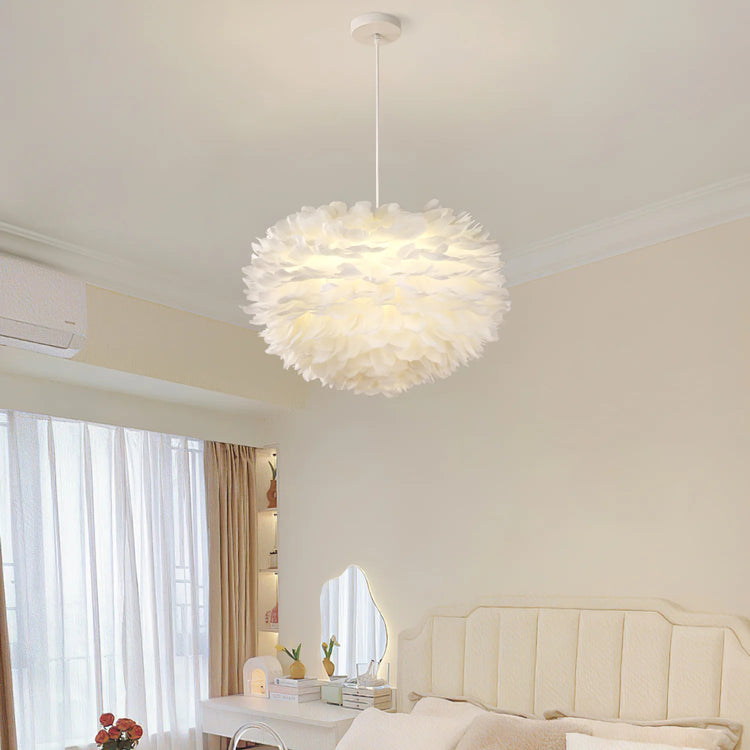 Trendy afrundet fjer pendel