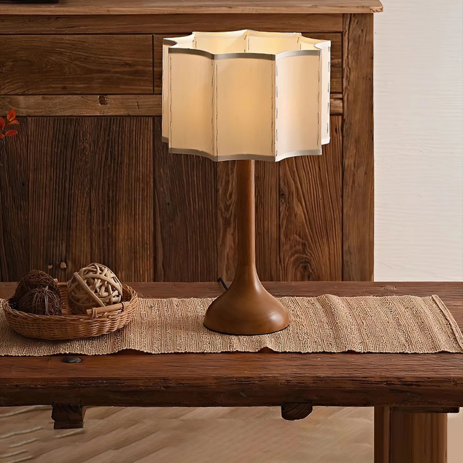 Lampe de table cylindrique classique en tissu plissé