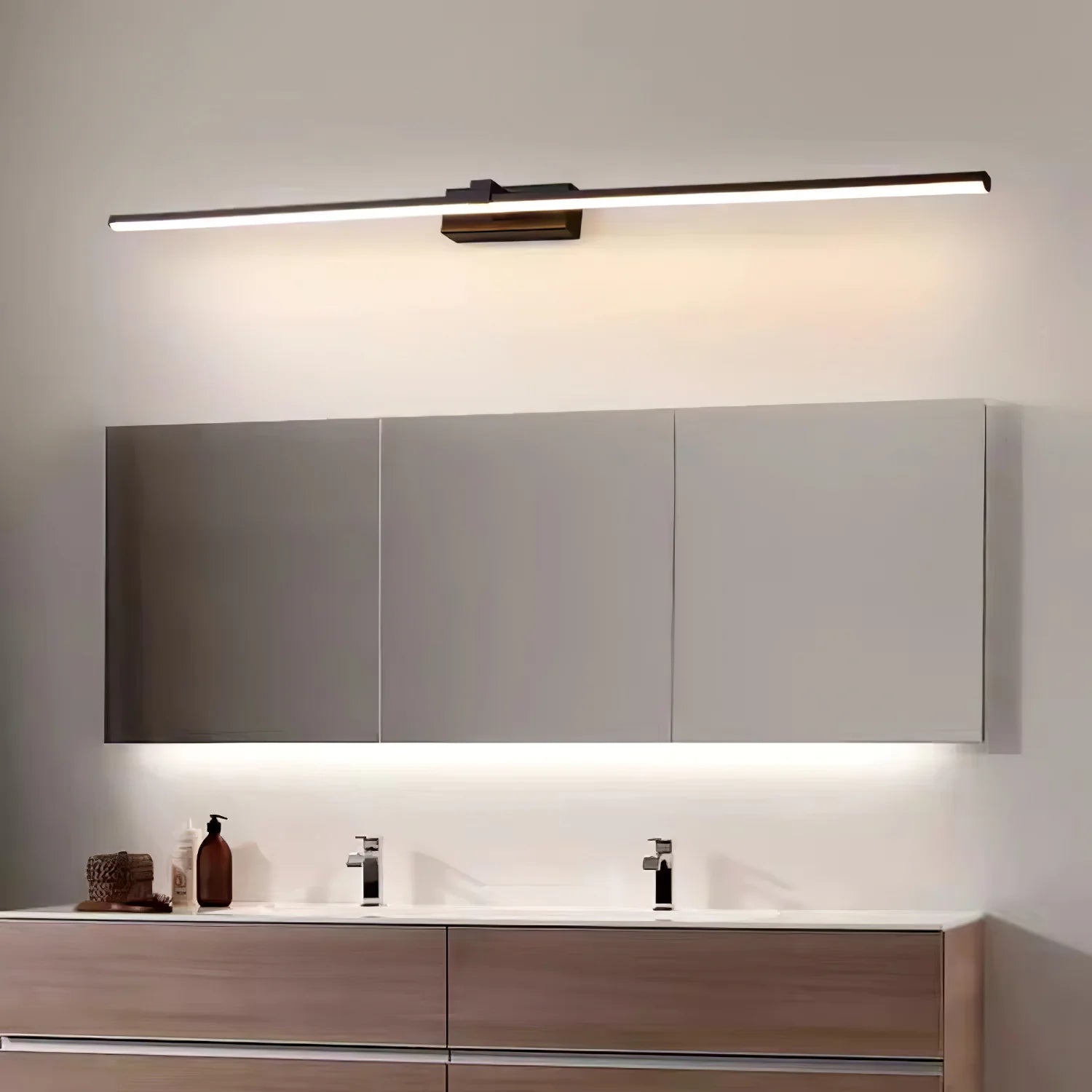 Applique murale miroir en aluminium mince et moderne