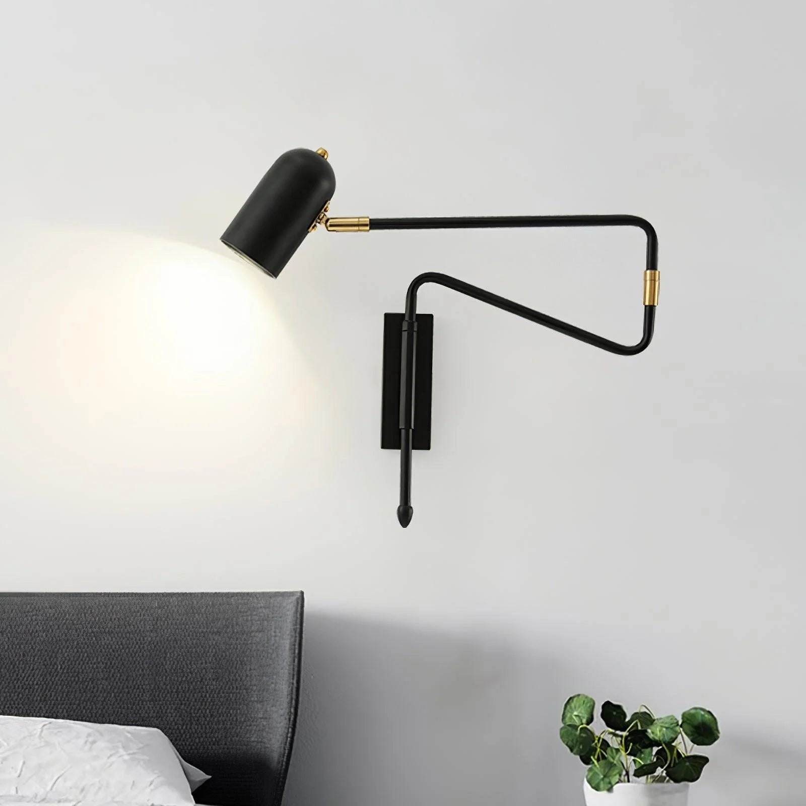 Lampada da parete a collo di cigno