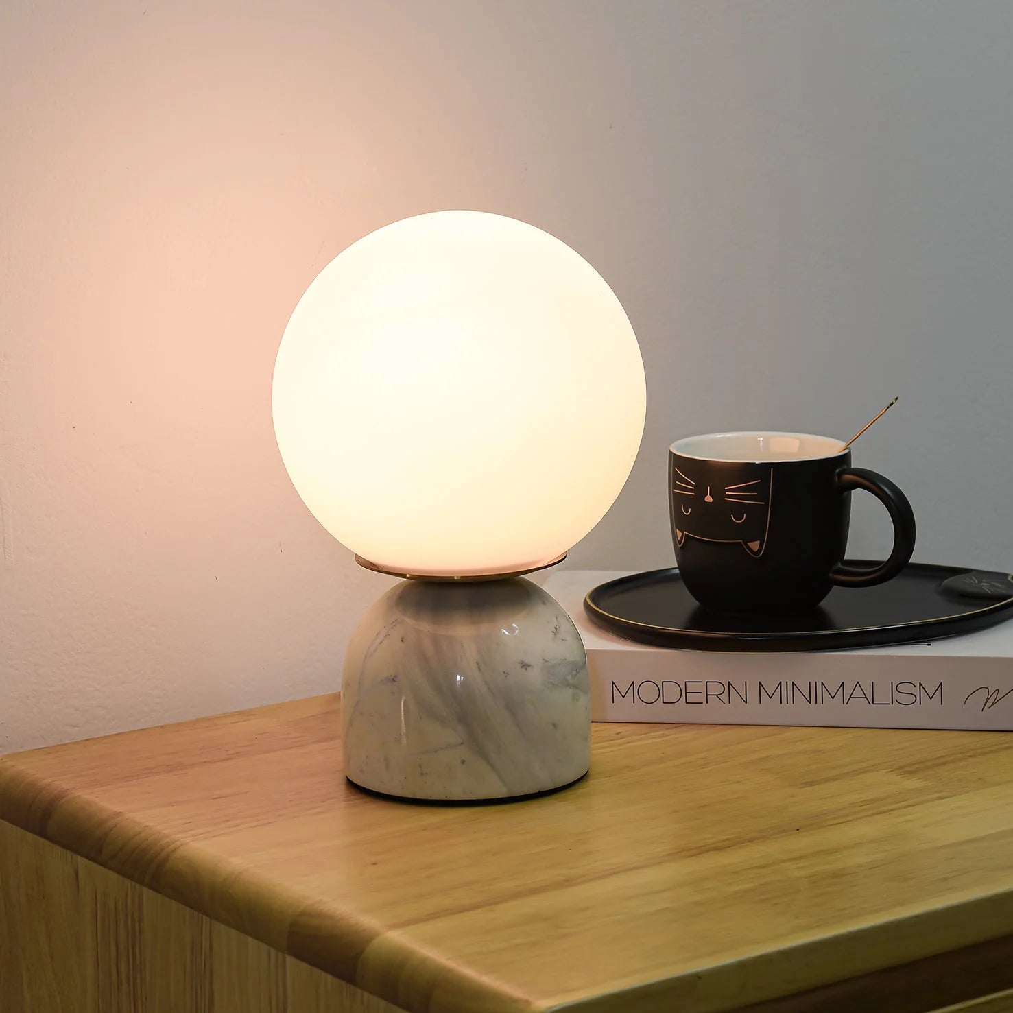 Classic Round Marble Glass Table Light