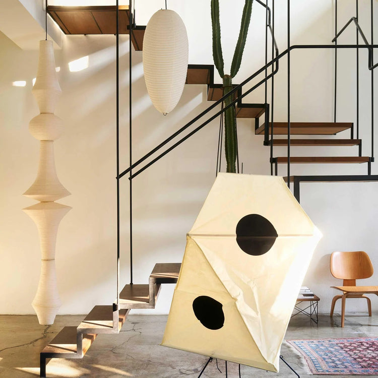 Trendy skulpturelt papir vedhængslys