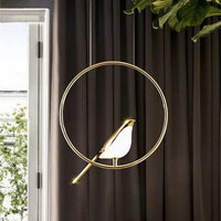 Lunefuld fugle rundt pendellys