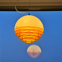Lampada del ciondolo arancione Bauhaus della metà del secolo