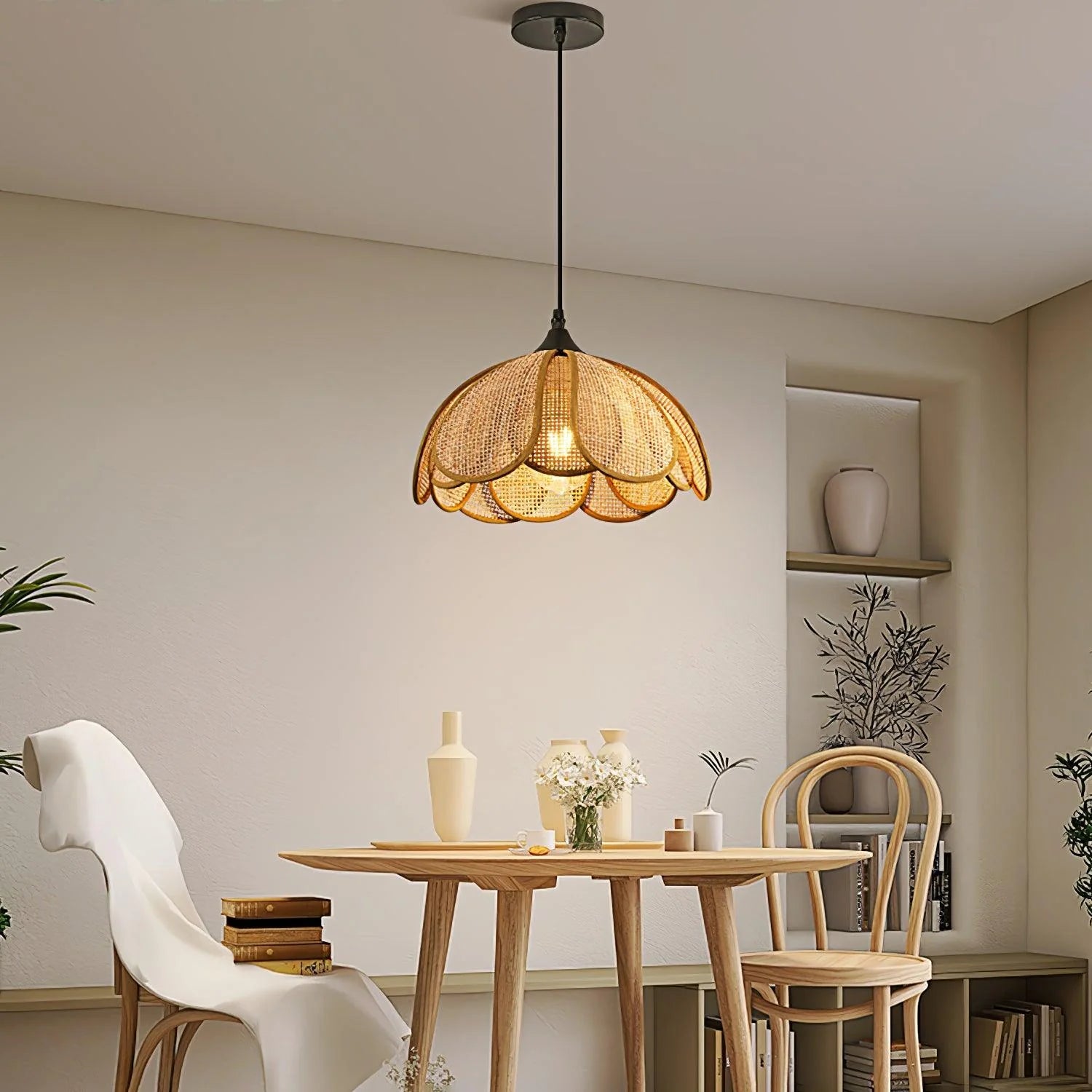 Lampada a sospensione in fiore di rattan