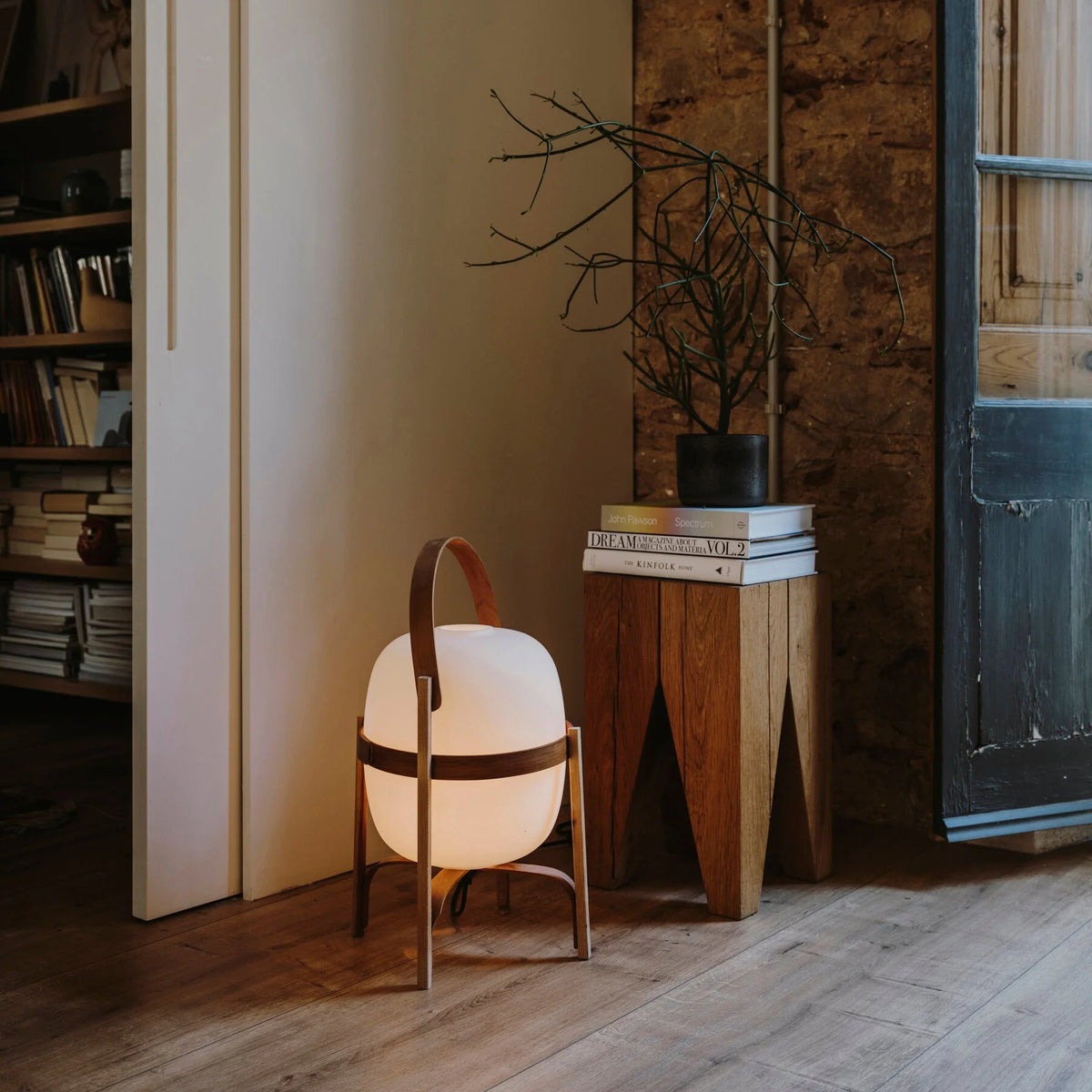Nomad glasbord lampe