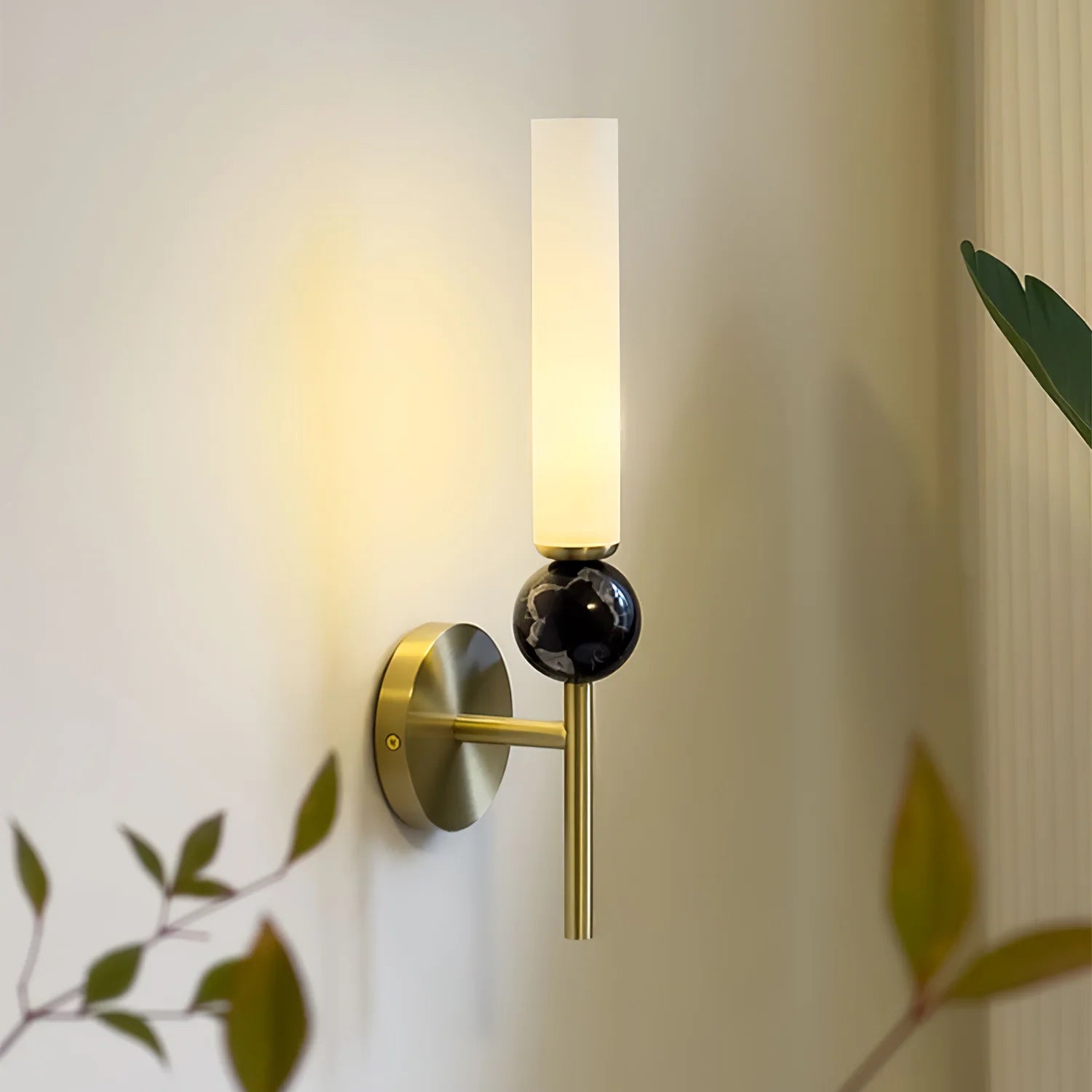 Classical Vertical Marble Wall Light