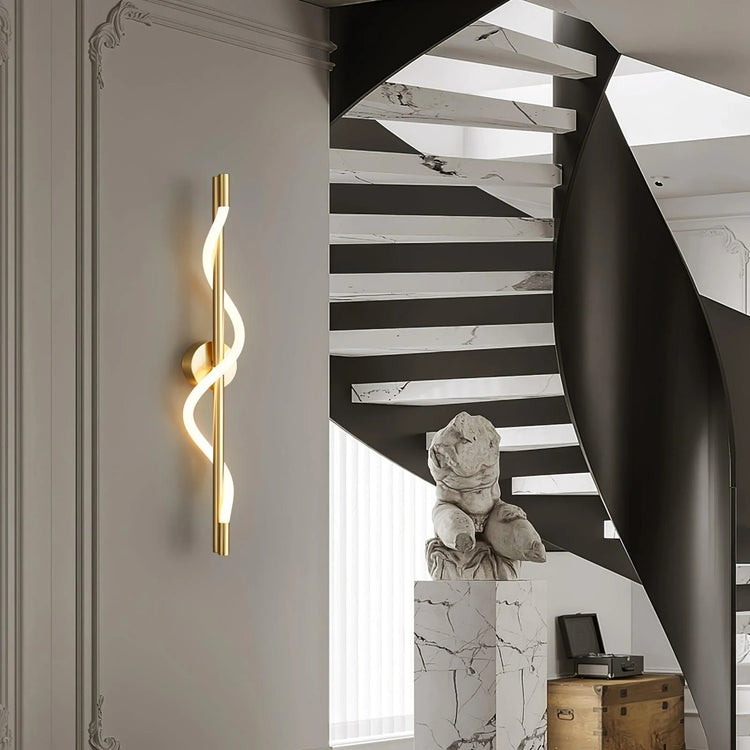 Stilfuld Spiral Design Iron Wall Light