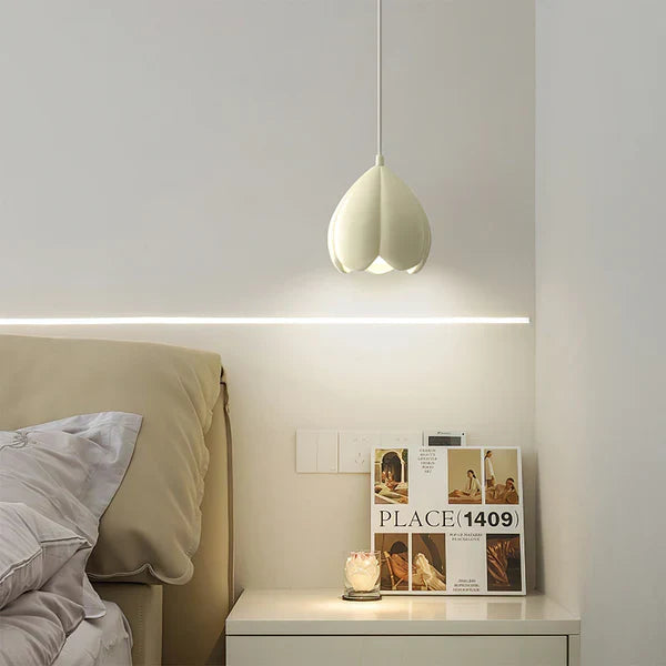 Lampe à suspension tendance en résine Bud