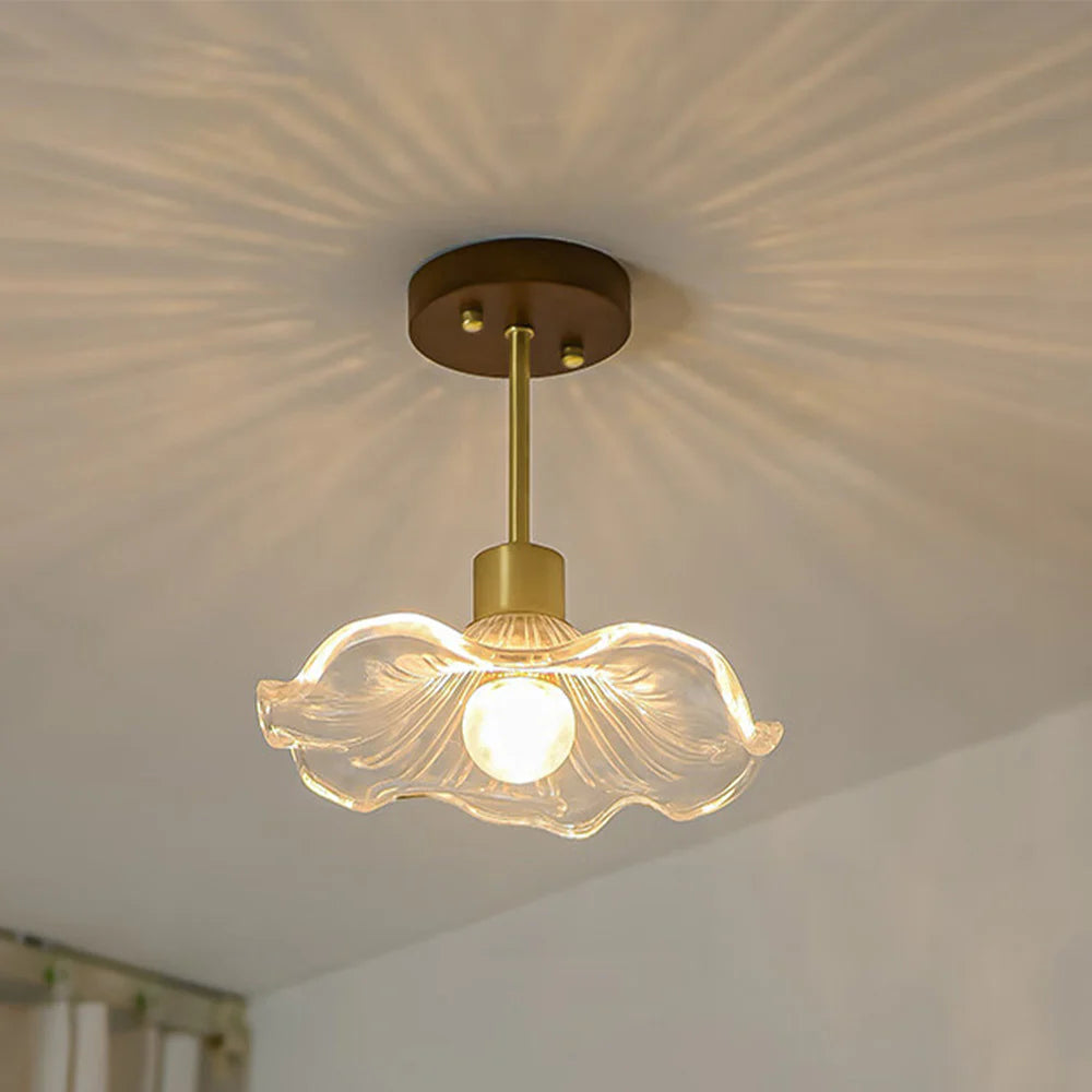 Plafonnier élégant en verre pétale