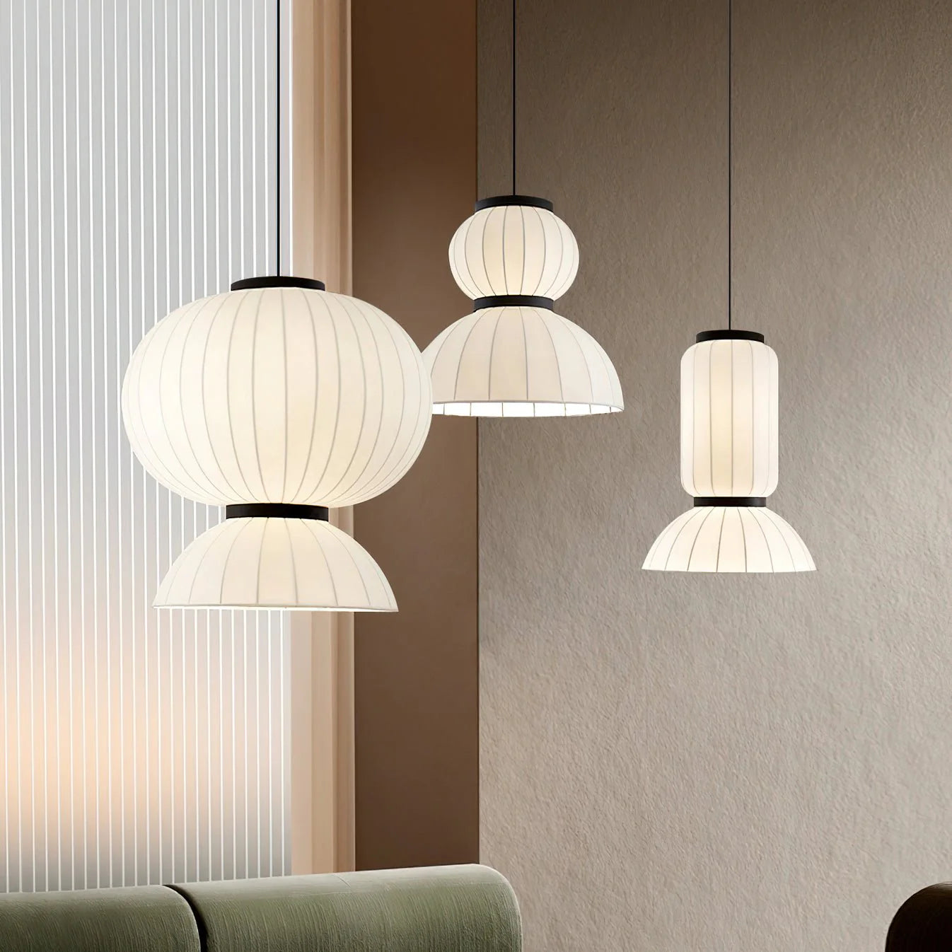 Suspension ronde minimaliste en soie