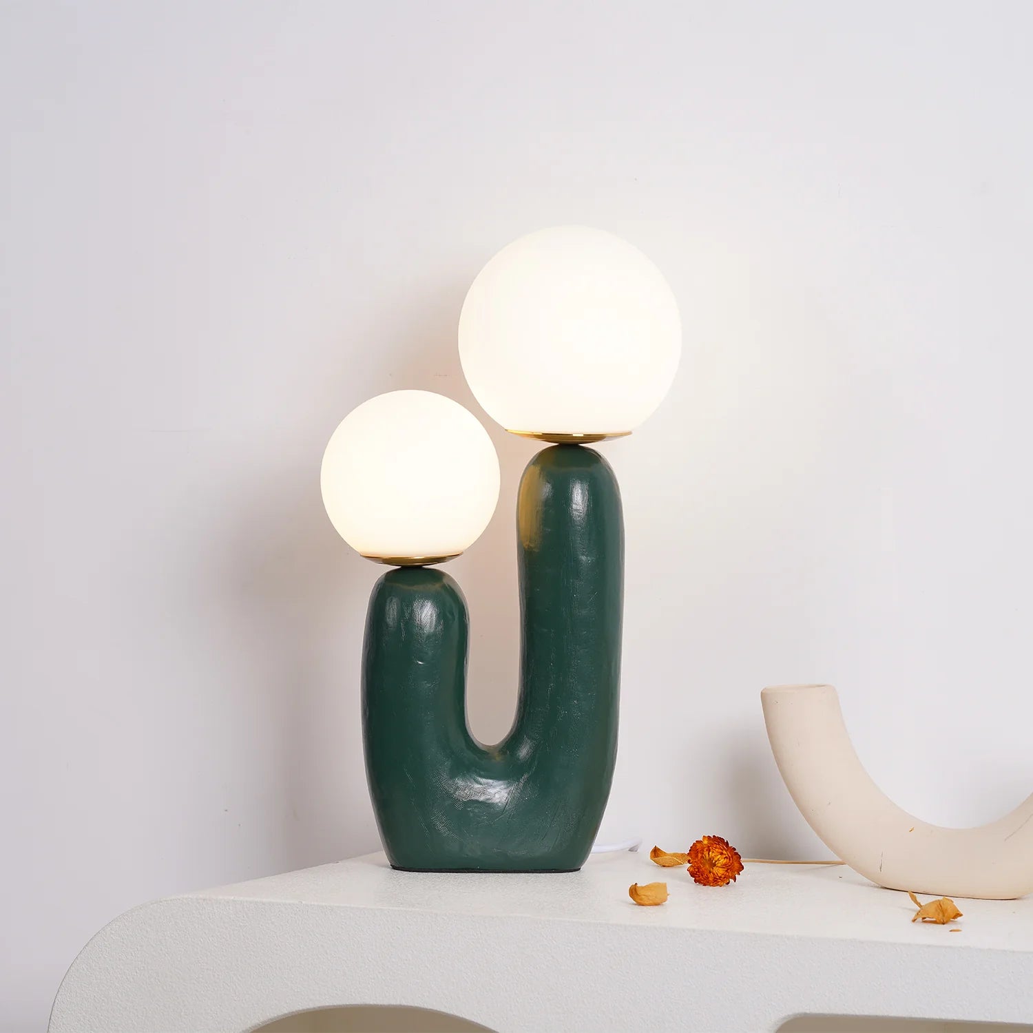 Lampe de table en verre à sphère tendance Cactus