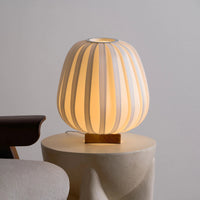 Gelassenheit Stofftischlampe