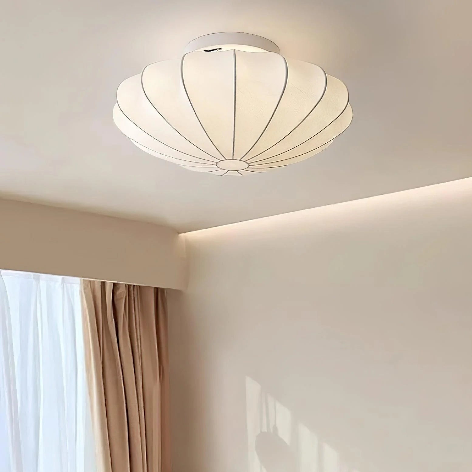 Plafonnier moderne en soie en forme de coquille