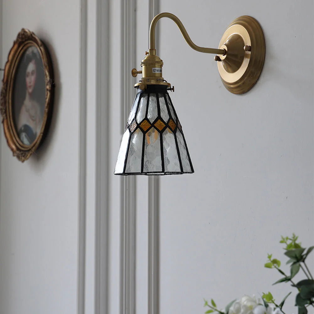 Lampada da parete Tiffany in stile Art Nouveau