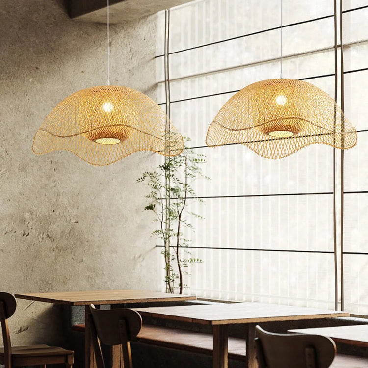 Stilfuld Wave Bamboo Pendel Light