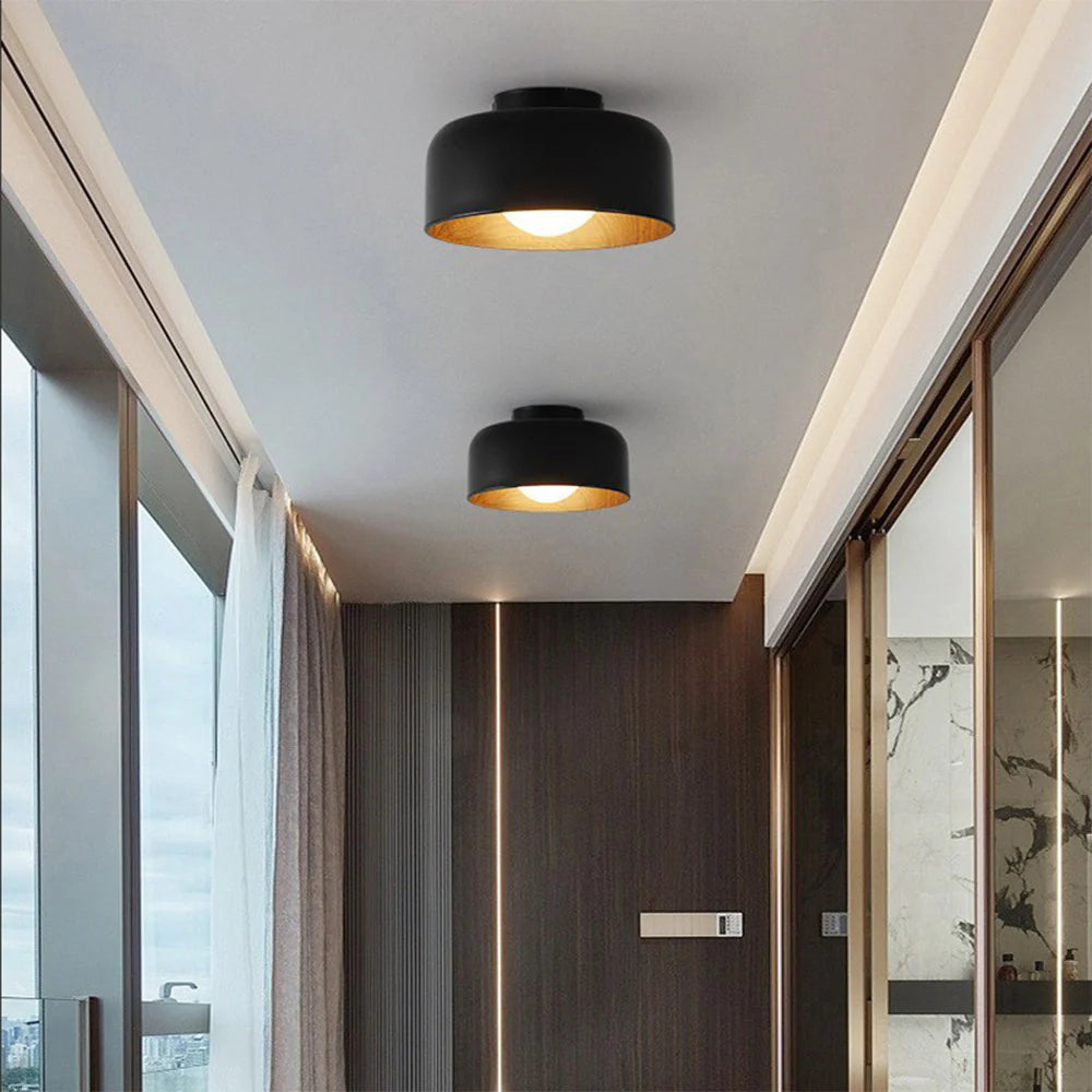 Modern rund taklampa i metall
