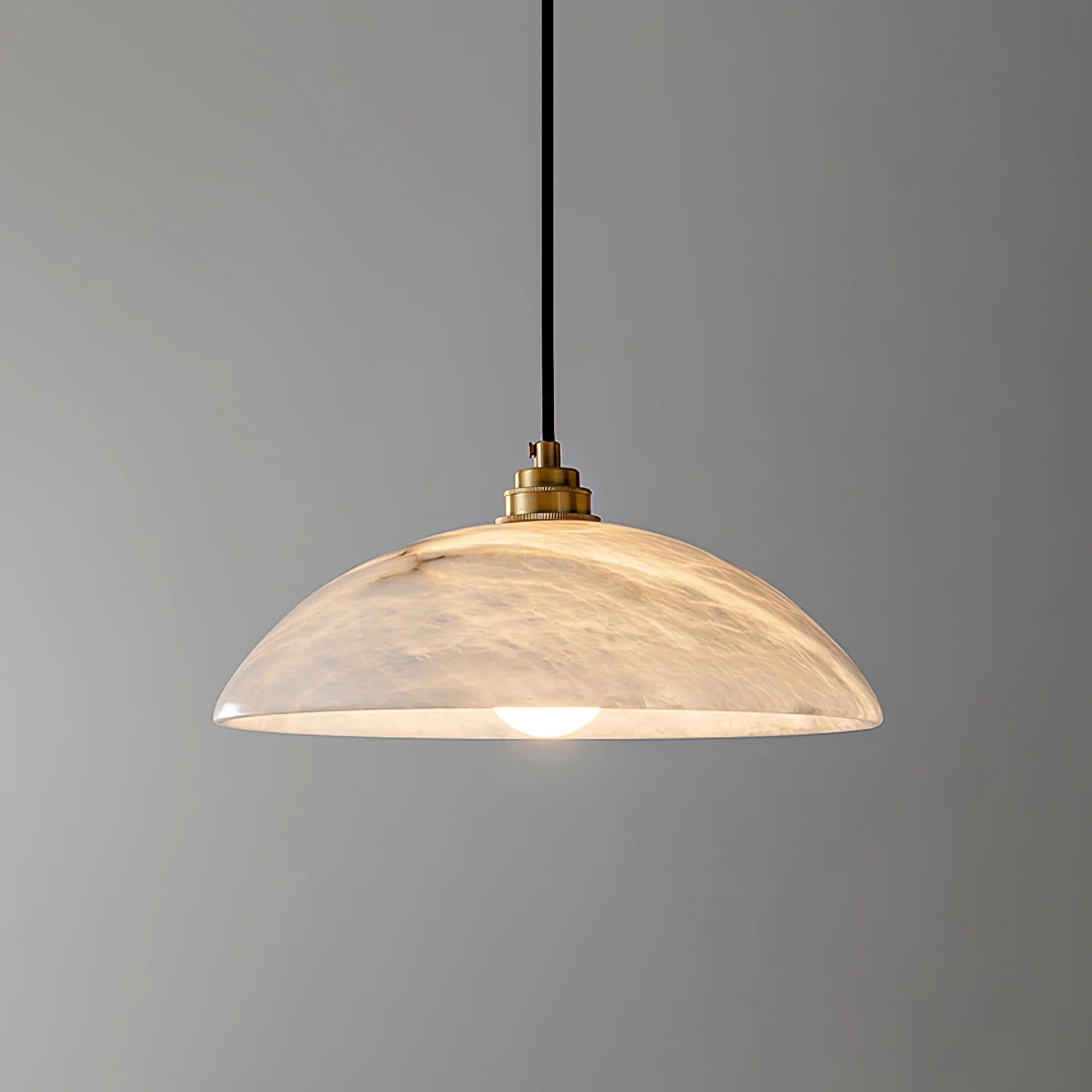 Moderne buet fad inspireret marmor pendellampe