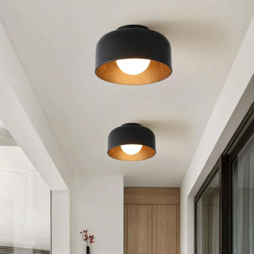 Modern rund taklampa i metall
