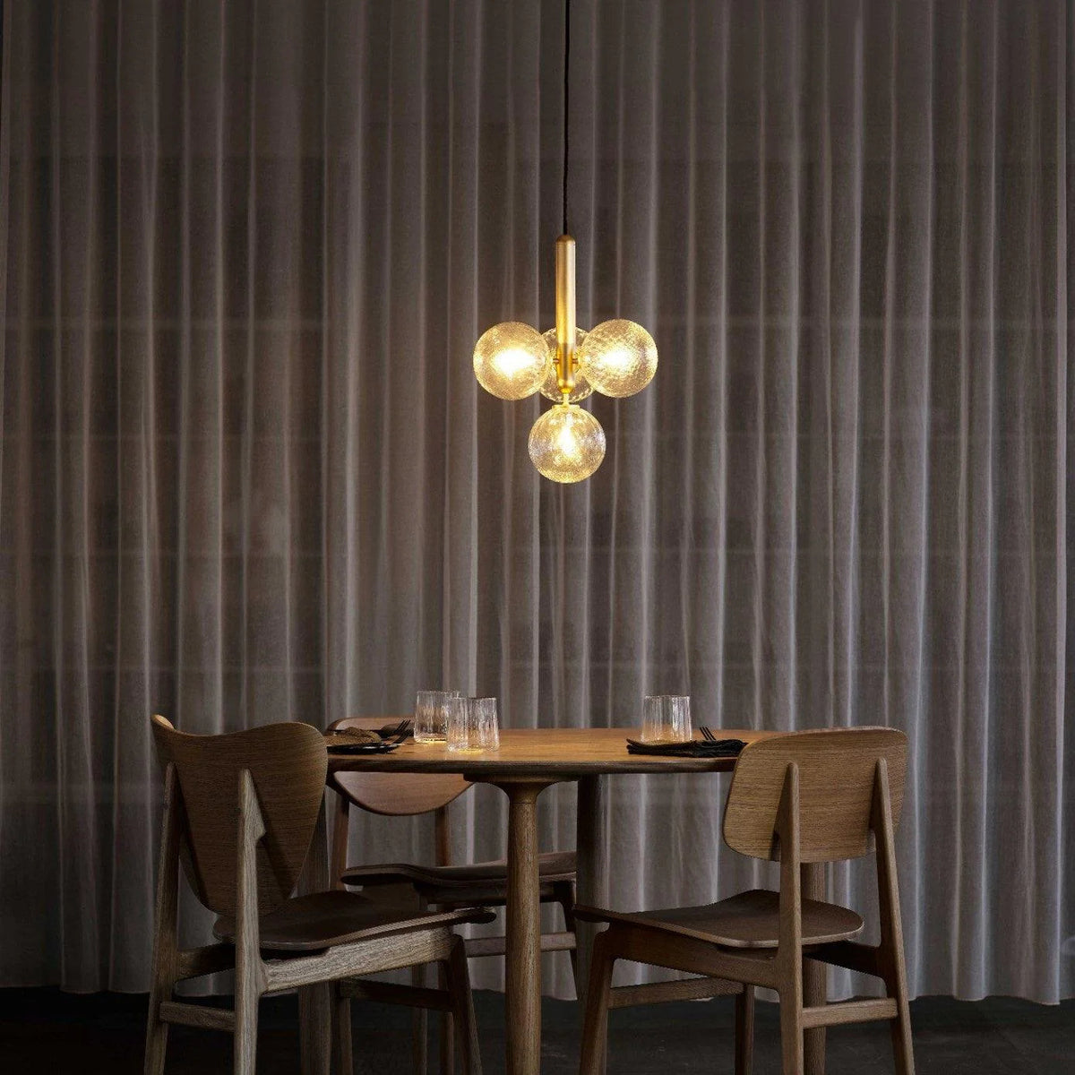 Astra Grande Pendant Light