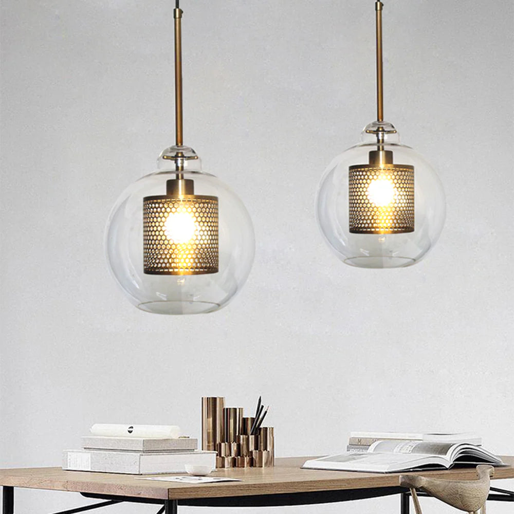 Lampe à suspension Chiswick en verre rond classique
