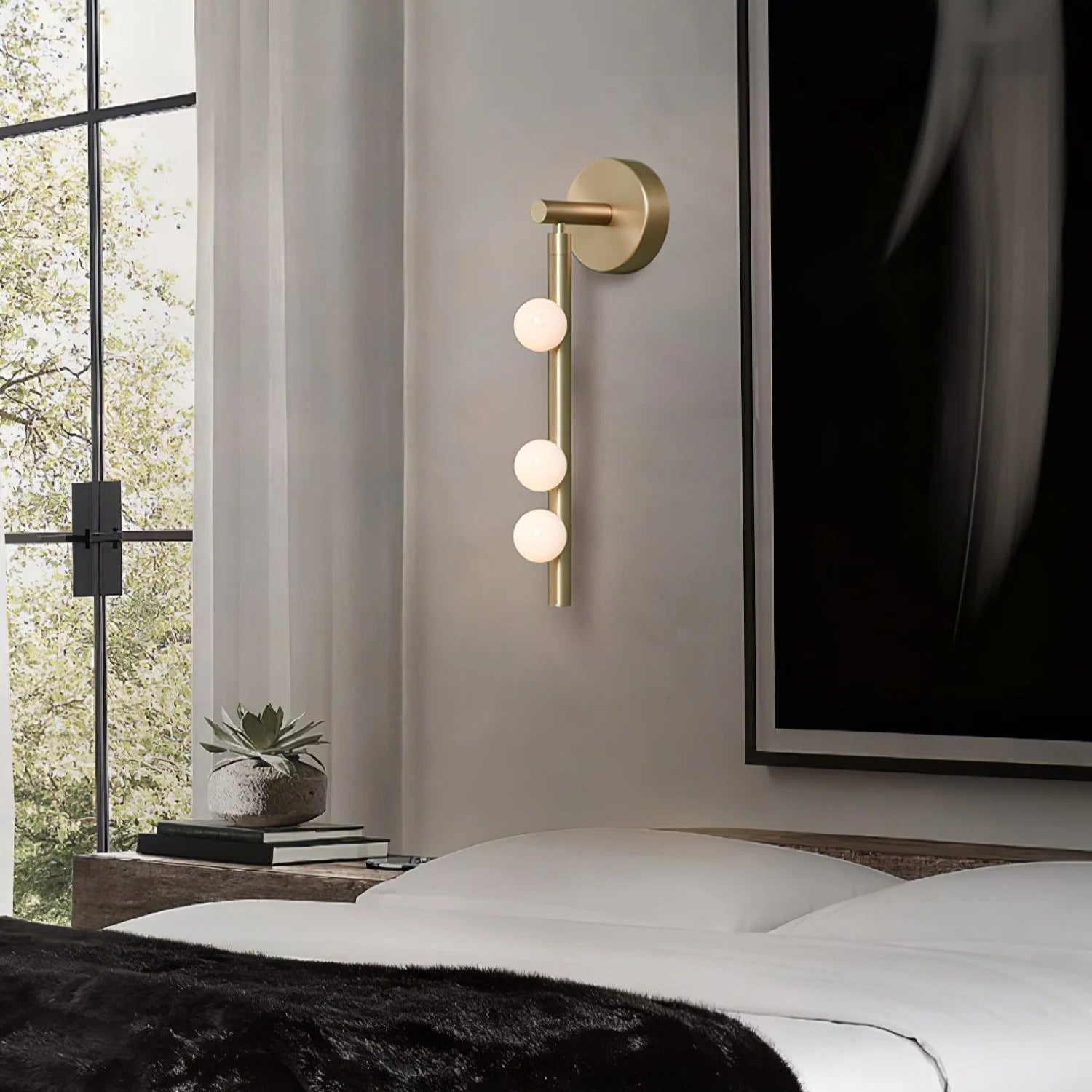 Elegante lampada da parete in vetro e ottone