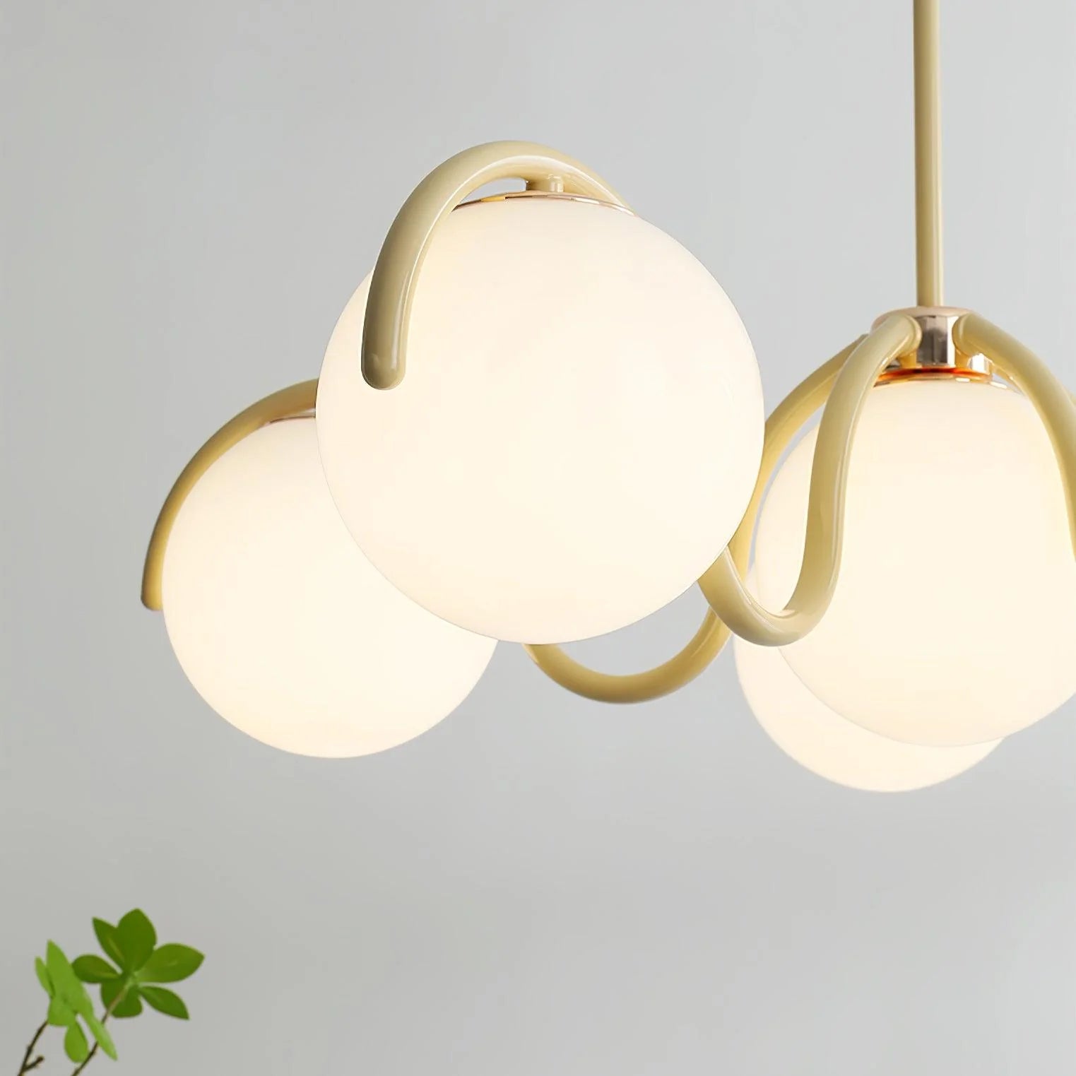 Lampadario a lampada lineare CurvaLuxe