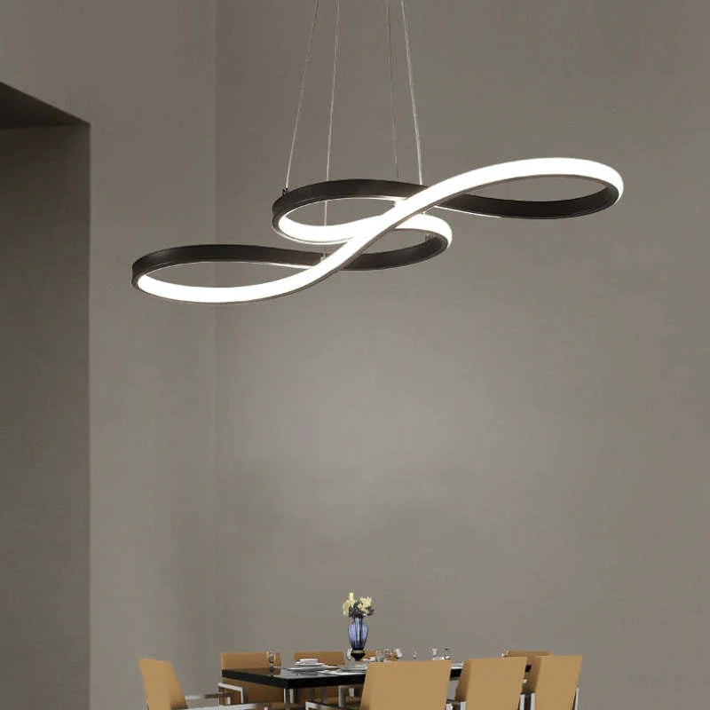 Lampada a sospensione a LED dal design moderno con note musicali