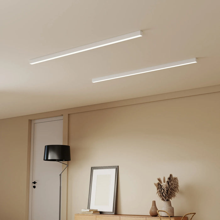 Lampada da soffitto moderna e minimalista a striscia lunga