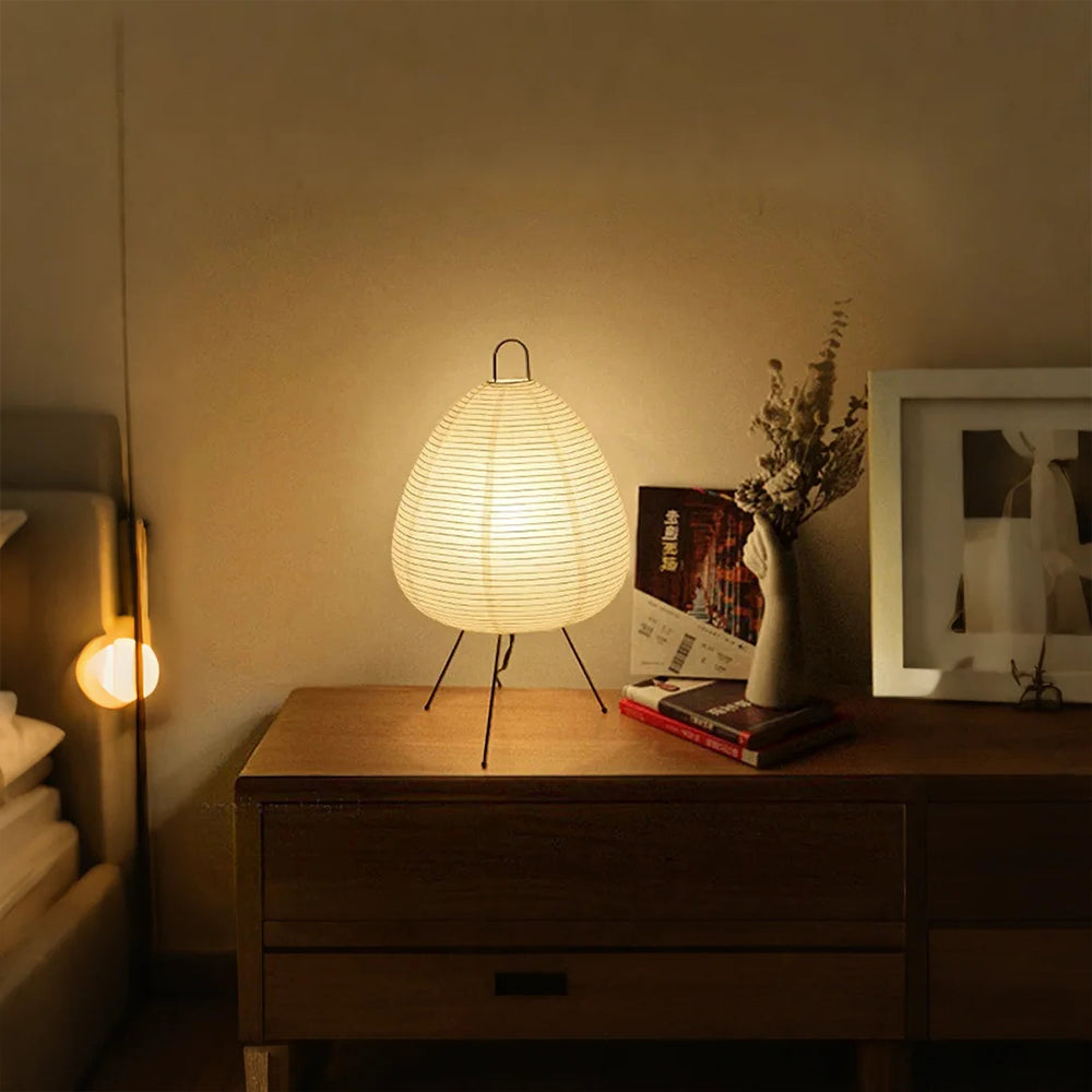 Lampada da tavolo in carta di riso