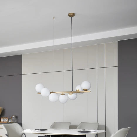Lampadario a sospensione di design con sfere in vetro multiple