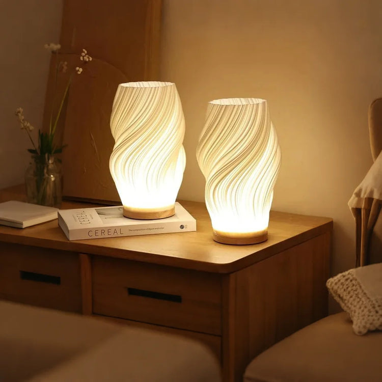 Chic spiralstribet skærm natlampe