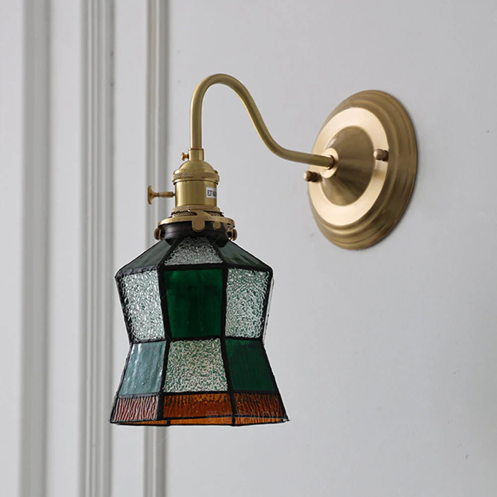 Lampada da parete Tiffany in stile Art Nouveau