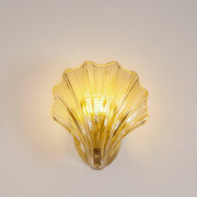 Applique murale tendance en verre coquillage