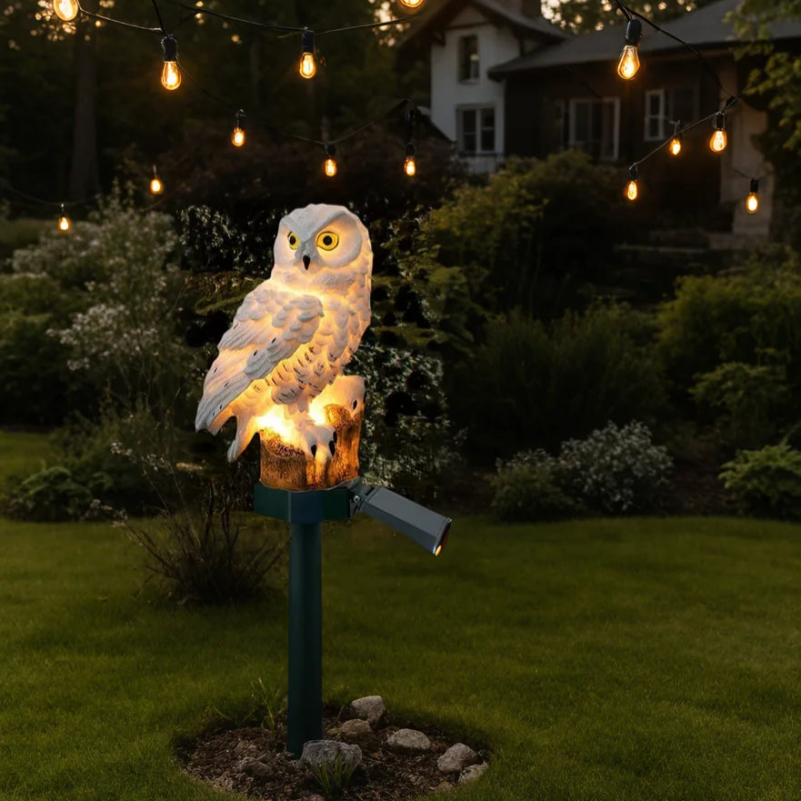 Lampe solaire créative en forme de hibou.