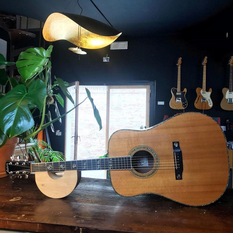 Stilfuld kurve metal pendel