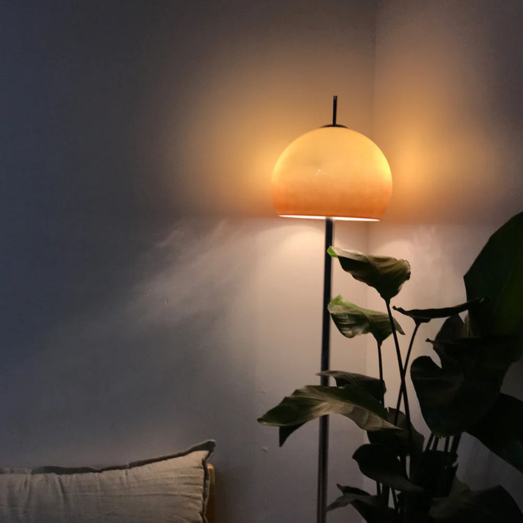 Trendy rund gulvlampe af glas