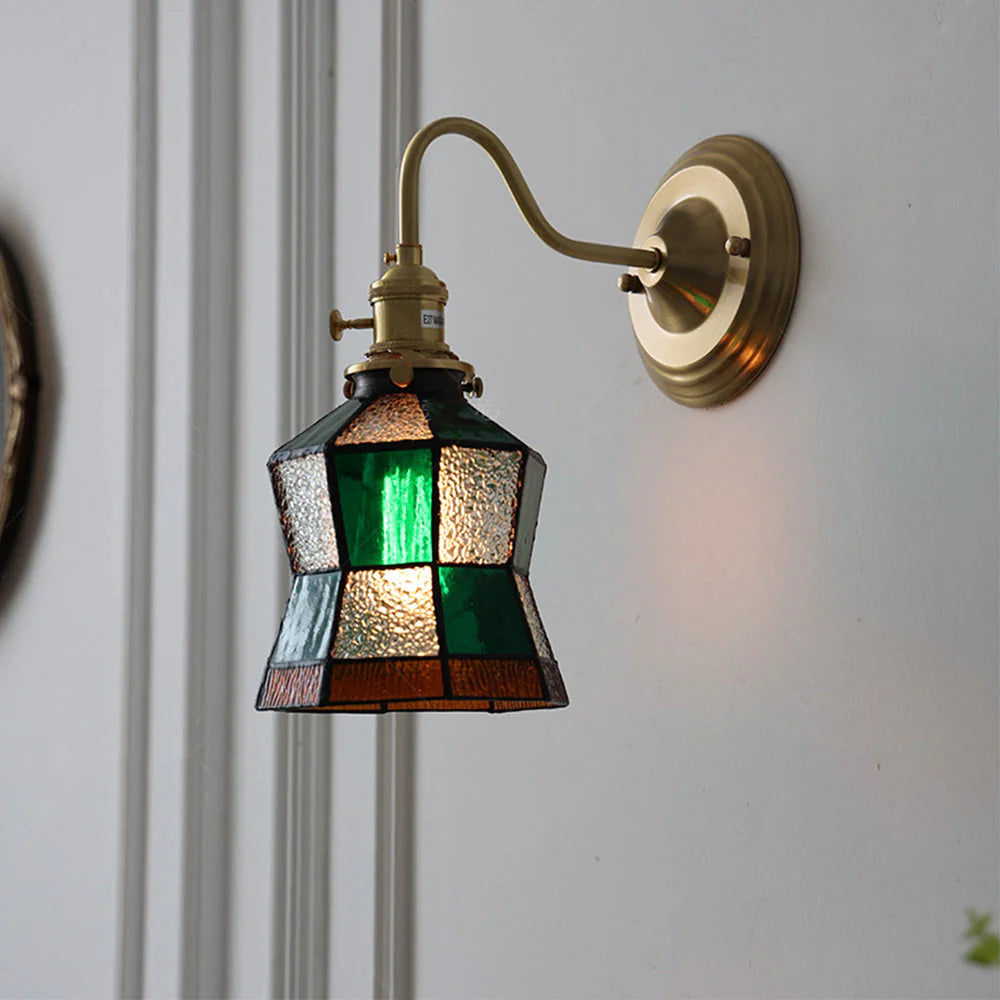 Lampada da parete Tiffany in stile Art Nouveau