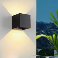 Moderna luce murale a LED cubo regolabile
