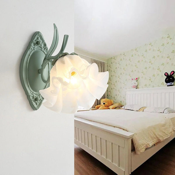 Vela Curve Edge Wall Light