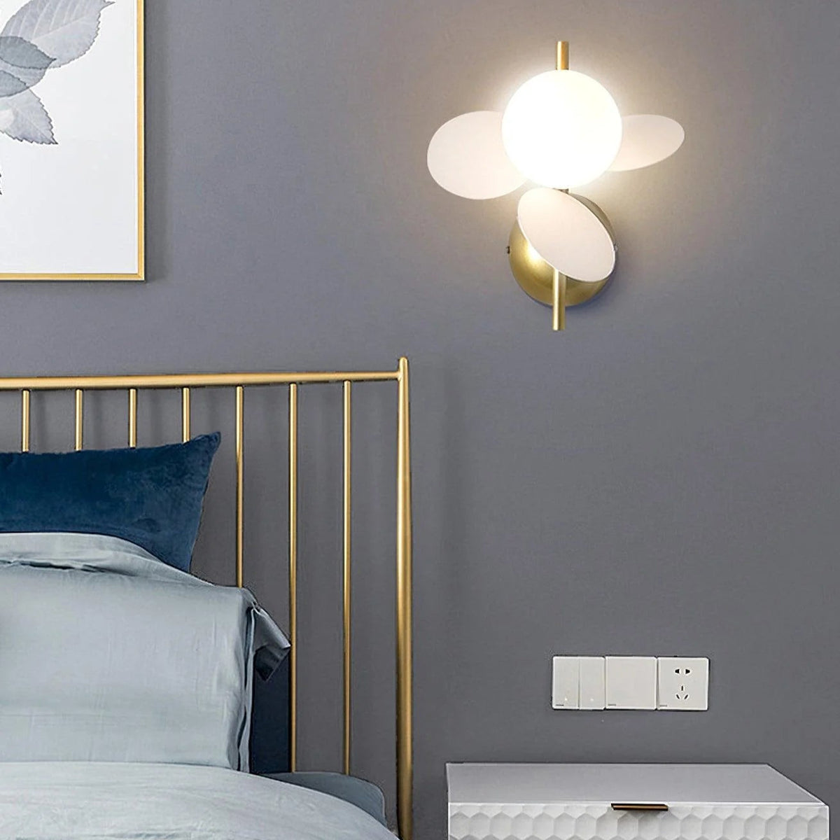 Luna Macaron Wall Light